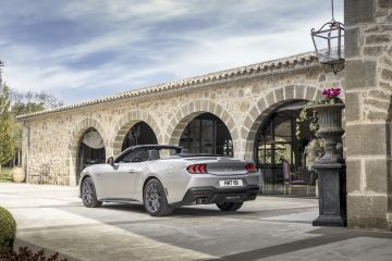 2024_FORD_MUSTANG_CONVERTIBLE_04