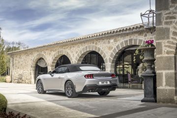 2024_FORD_MUSTANG_CONVERTIBLE_05